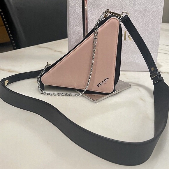 Prada Cluch (straps not included) - Picture 6 of 6